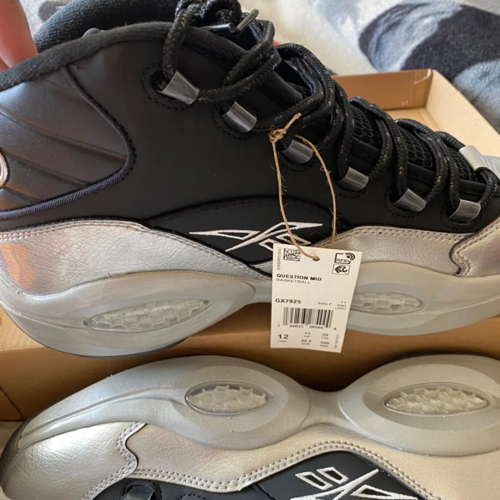 AI Reebok - Picture 4 of 6